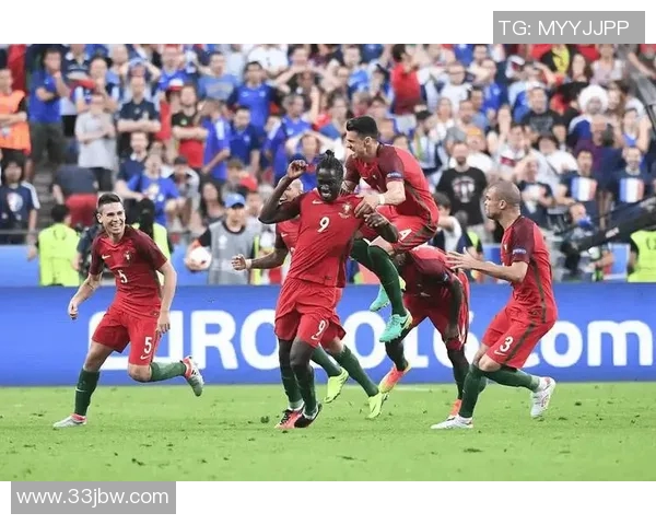 巴黎FC与格勒诺布尔激战正酣谁能在法乙赛场笑到最后