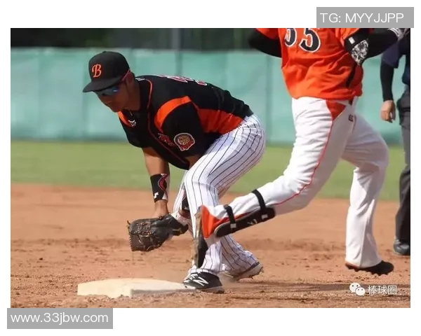 格罗兹尼与莫斯科的激烈对决即将上演精彩赛事期待11月23日的精彩表现