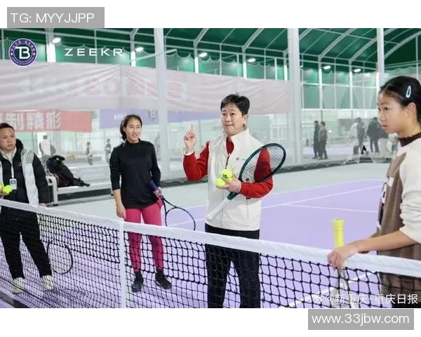 重庆网球队灵活性变革引发热议助力网球运动新发展