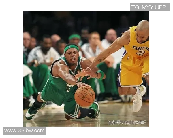 2007年NBA季后赛黄蜂队与对手的激烈对决回顾与分析